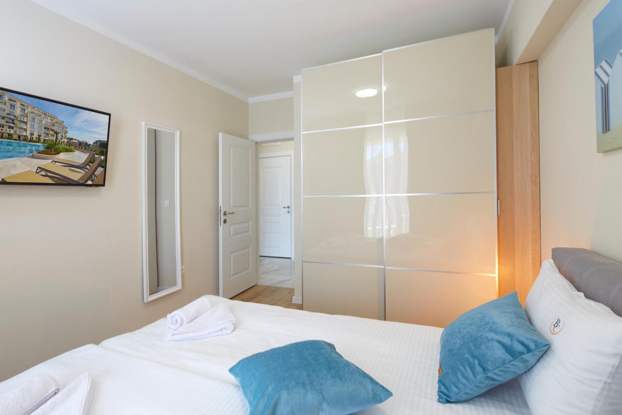 Bellicity Apart Complex Ravda Extérieur photo